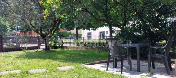 2 غرف نوم فيلا في Desenzano del Garda, Italy رقم 285516 19