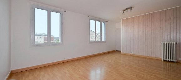 Квартира с 3 спальнями в Сен-Жан-Де-Ла-Руэль, Франция № 46644 3