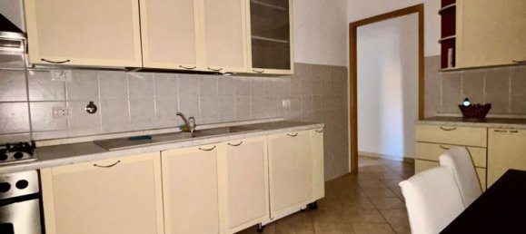 3-salle Appartement à Genoa, Italy No. 188177 12