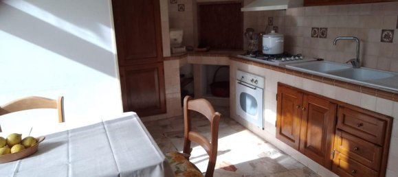 Дом с 4 комнатами в Сава, Италия № 144965 4