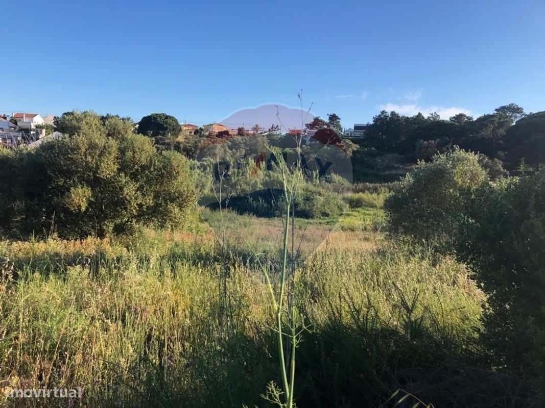 Terrain à Almada, Portugal 402m² No. 52570