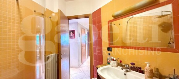 Apartamento de 5 divisões em Grugliasco, Italy N.º 5607 42