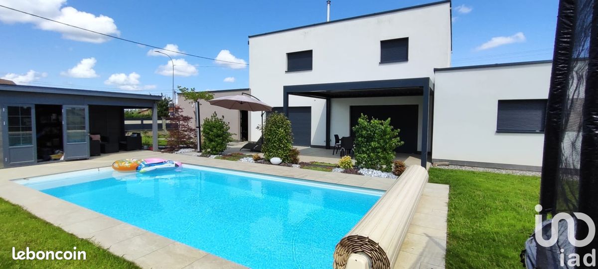 4 Schlafzimmer Haus in Bisel, France, Nr. 323972