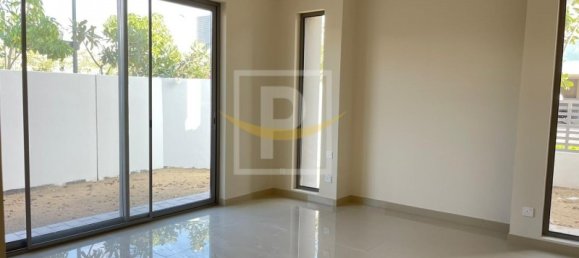 5 bedrooms Villa in Muwaileh, UAE No. 6037 5