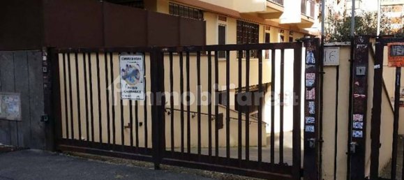 3 bedrooms Apartment in Rome, Italy No. 356978 12