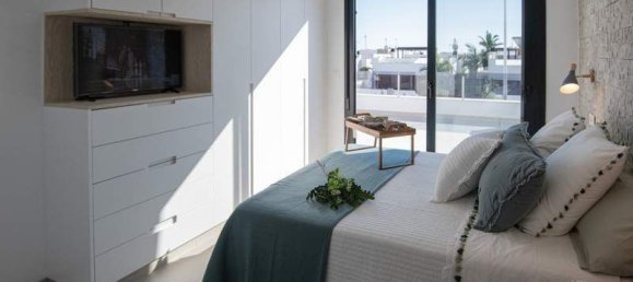 3 Schlafzimmer Villa in Santiago de la Ribera, Spain, Nr. 8325 8