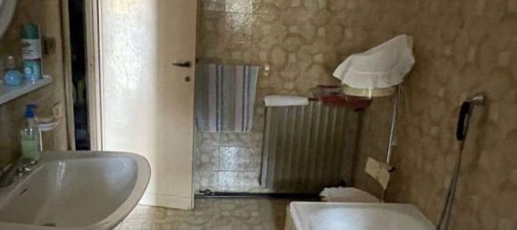 8 rooms House in Parabiago, Italy No. 148324 4