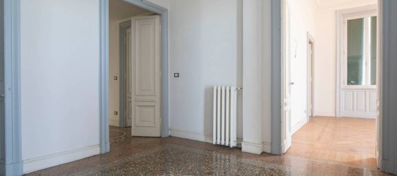 6 Schlafzimmer Wohnung in Genoa, Italy, Nr. 373225 10