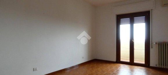 2 Schlafzimmer Wohnung in Scanzano Jonico, Italy, Nr. 163048 10