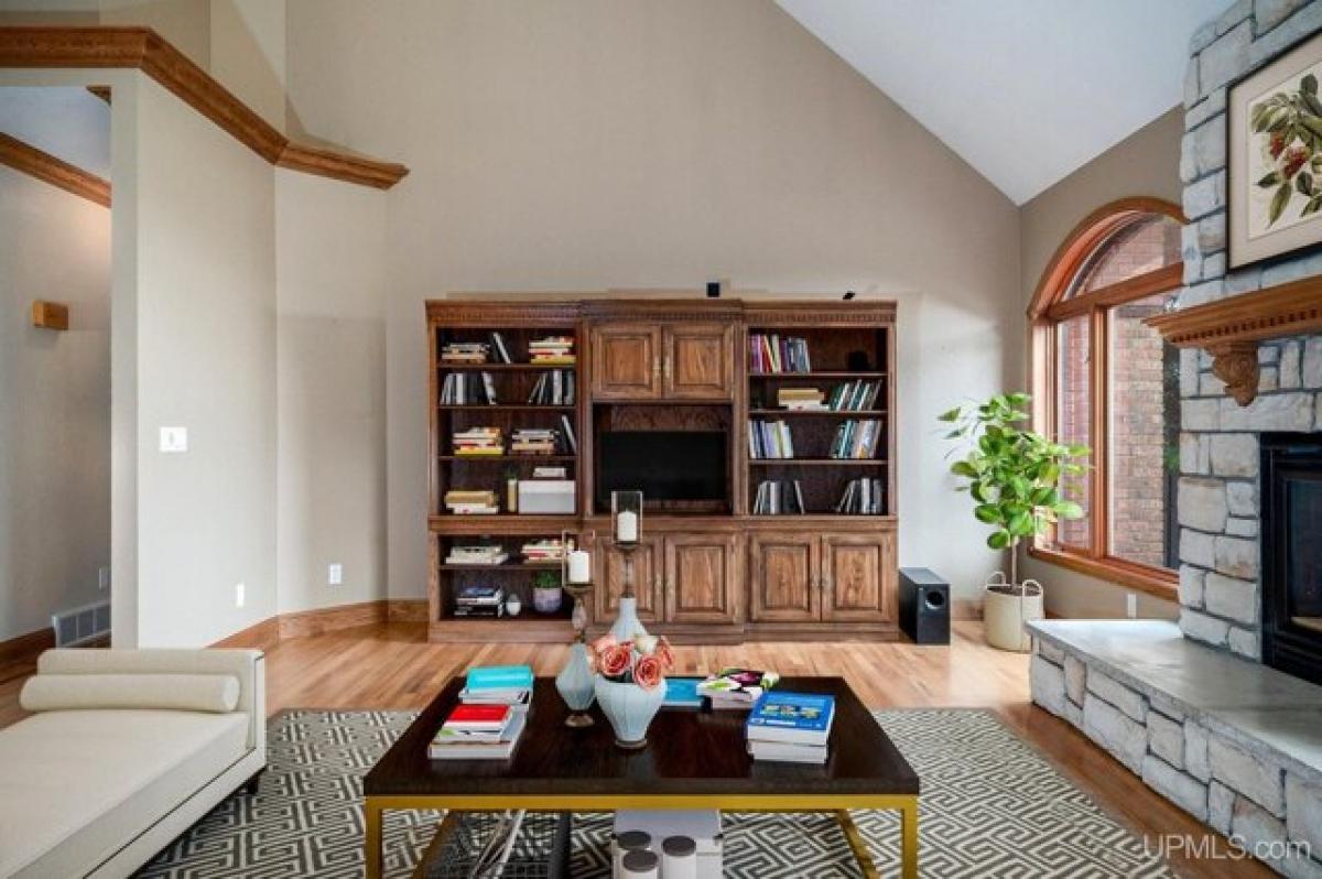 3 bedrooms House in Marquette, USA No. 376444