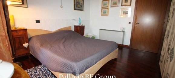 6 bedrooms Apartment in Vicenza, Italy No. 338504 16