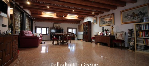 6 bedrooms Apartment in Vicenza, Italy No. 338504 26