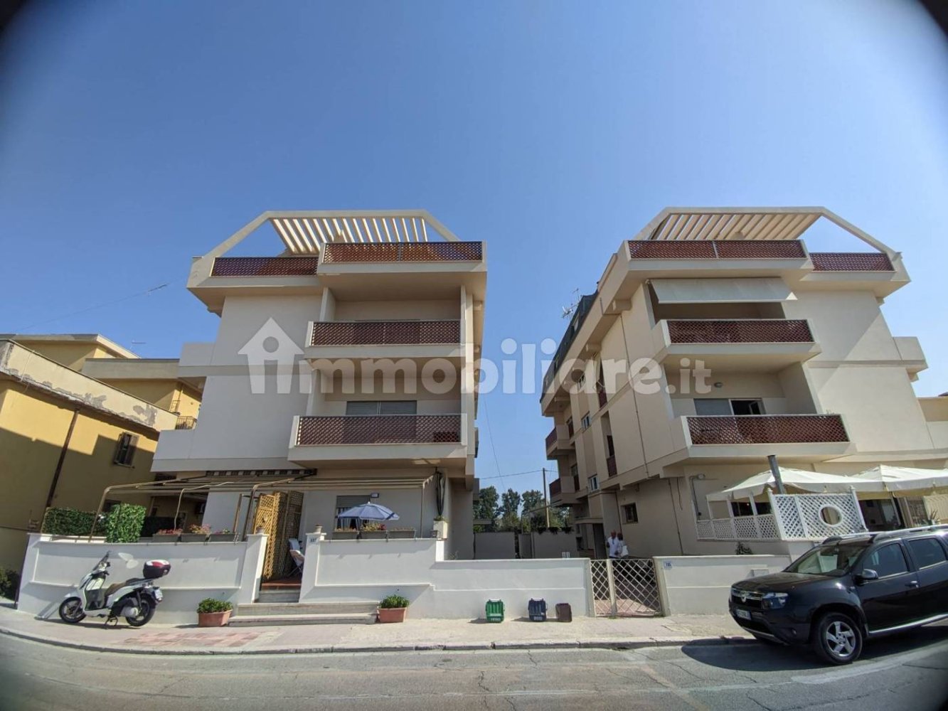 2 bedrooms Apartment in Latina, Italy No. 82262
