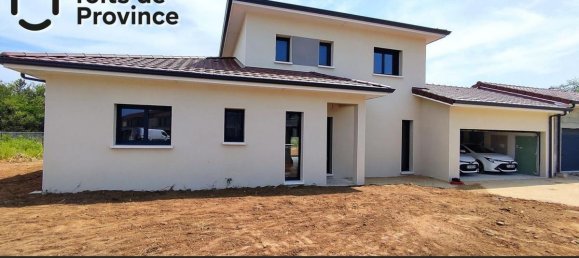 2 bedrooms Castles in Chavanoz, France No. 96811 10