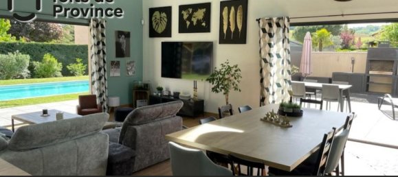 2 bedrooms Castles in Chavanoz, France No. 96811 20