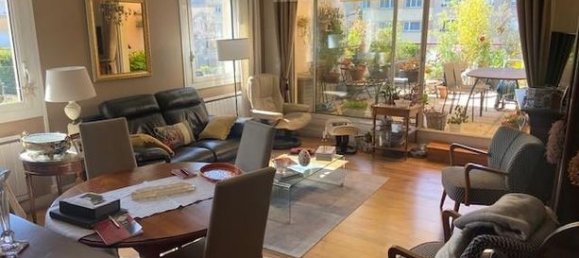 3 Schlafzimmer Wohnung in Le Mans, France, Nr. 311986 2