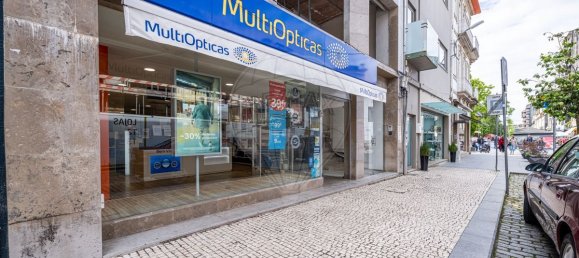 139m² Commercial property in Vila Nova de Famalicao, Portugal No. 35795 3