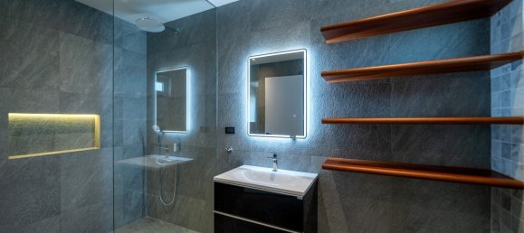 6 chambres house à vendre à Pattaya, Chonburi, Eastern Thailand, Thailand № 85485 27