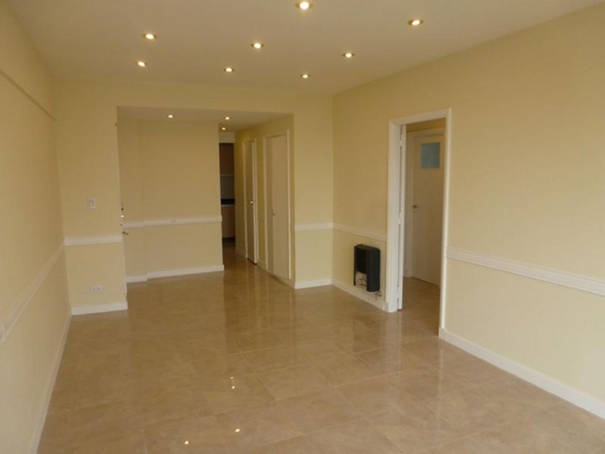 Apartamento de 2 dormitorios en Mar del Plata, Argentina No. 71833