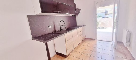 2 bedrooms Villa in Agde, France No. 279967 3