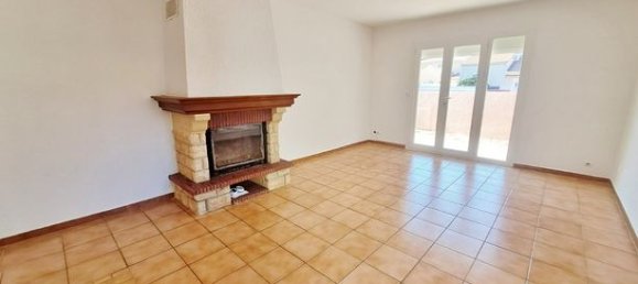 2 bedrooms Villa in Agde, France No. 279967 2