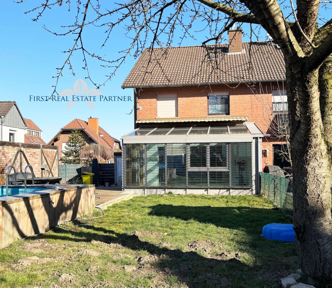 3 chambres Maison de ville à Essen, Germany No. 107197