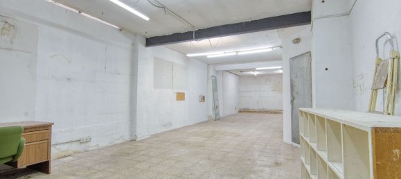 210m² Commercial property in Valladolid, Spain No. 28984 8