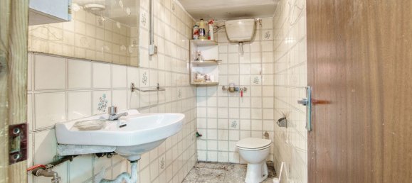 210m² Commercial property in Valladolid, Spain No. 28984 15