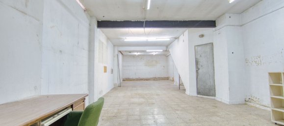 210m² Commercial property in Valladolid, Spain No. 28984 7