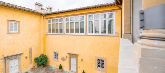 5 bedrooms Apartment in Florence, Italy No. 180001 4