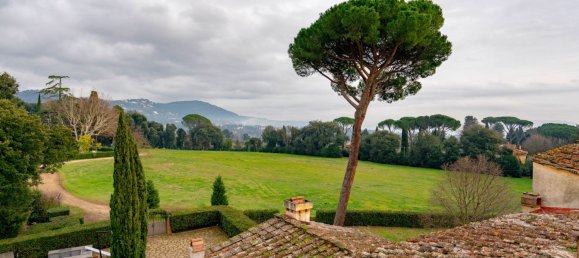 5 bedrooms Apartment in Florence, Italy No. 180001 9