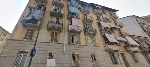 3 rooms Apartment in Turin, Italy No. 12195 4