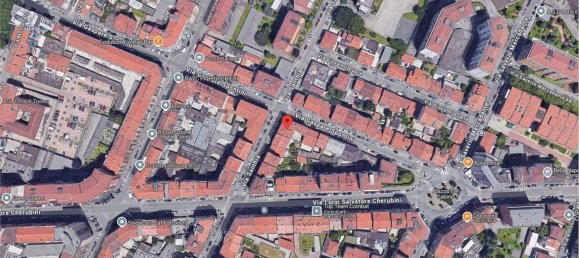 3 rooms Apartment in Turin, Italy No. 12195 9