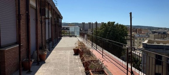 6-salle Penthouse à Civitavecchia, Italy No. 286234 7