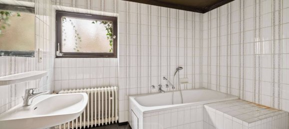 Дом с 6 комнатами в Кальв, Германия № 84732 7