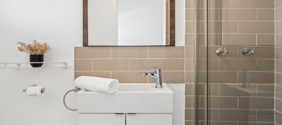 Adosado de 3 dormitorios en Broadbeach Waters, Australia No. 184 12