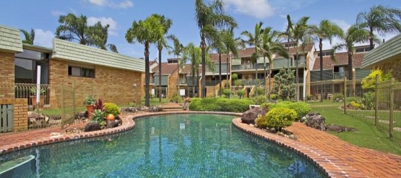 Adosado de 3 dormitorios en Broadbeach Waters, Australia No. 184 19