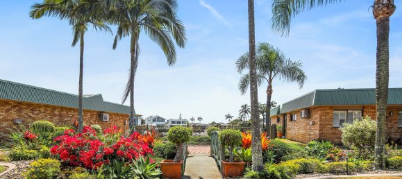 Adosado de 3 dormitorios en Broadbeach Waters, Australia No. 184 3