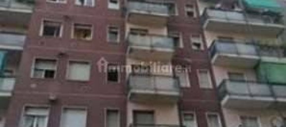 Здание с 1 спальней в Чинизелло Бальсамо, Италия № 6610 2