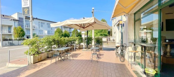 130m² Commercial property in Mantua, Italy No. 314774 2