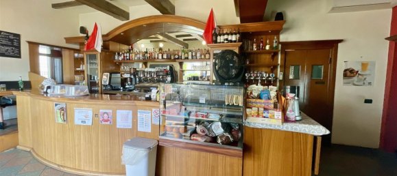 130m² Commercial property in Mantua, Italy No. 314774 13