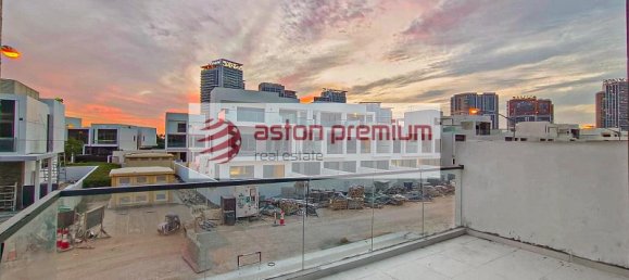 Таунхаус с 5 спальнями в Дубай, ОАЭ № 55387 4