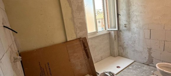 3 Schlafzimmer Wohnung in Rome, Italy, Nr. 372806 13