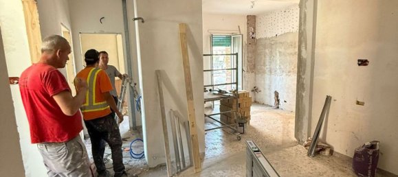 3 Schlafzimmer Wohnung in Rome, Italy, Nr. 372806 11