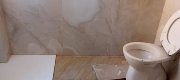 3 Schlafzimmer Wohnung in Rome, Italy, Nr. 372806 8