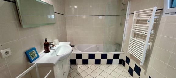 4 bedrooms House in Albi, France No. 300679 19