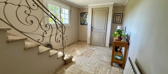 4 bedrooms House in Albi, France No. 300679 14