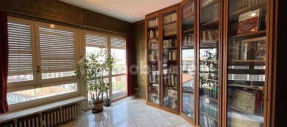 Ático de 3 dormitorios en Vercelli, Italy No. 252195 4