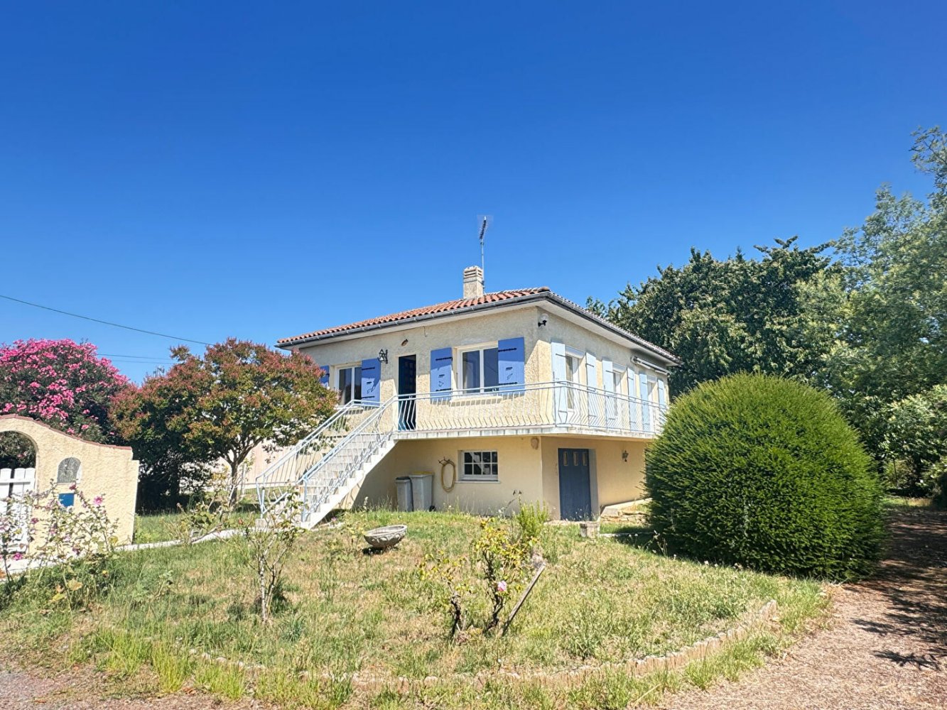 3 غرف نوم منزل في Tonnay-Charente, France رقم 303964