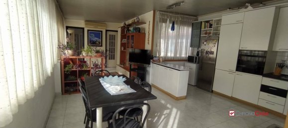 3 bedrooms Apartment in Messina, Italy No. 287168 3